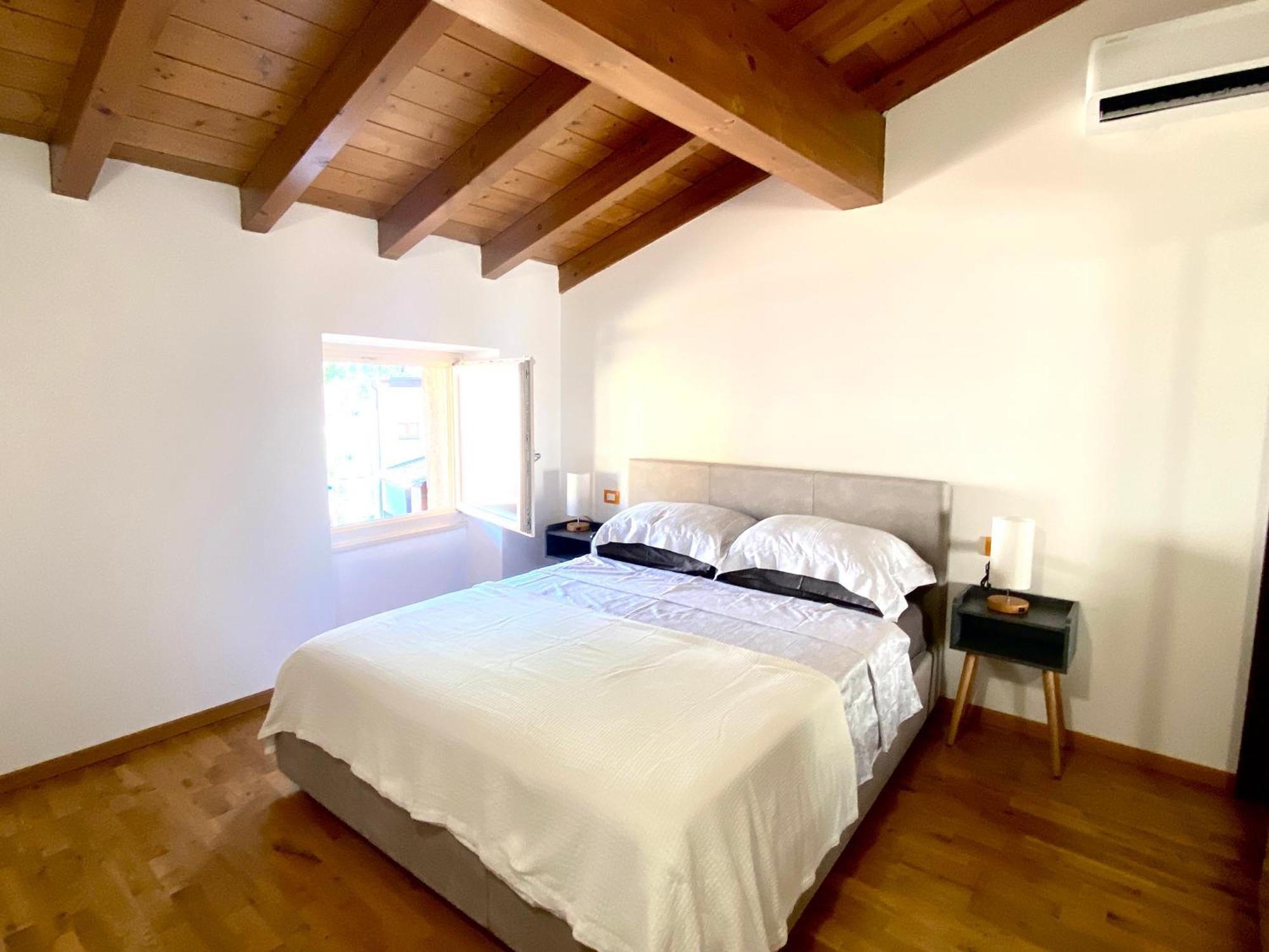 מאלצ'סינה Da Mario Superior Apartment מראה חיצוני תמונה